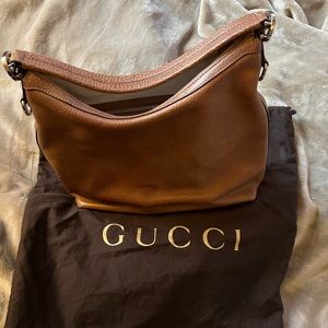 GUCCI hobo leather handbag.